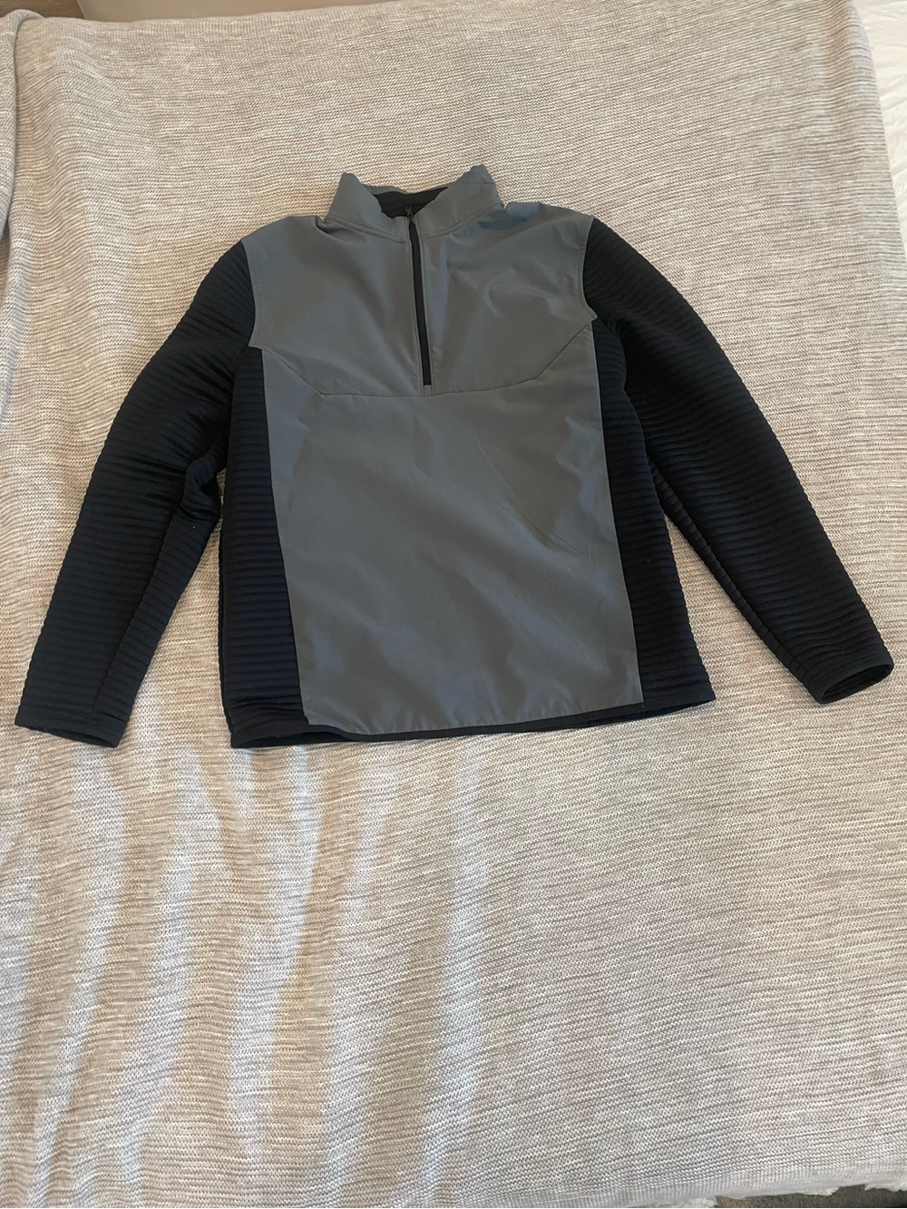 Under Armour Men's Black and Gray Performance Quarter-Zip Jacket